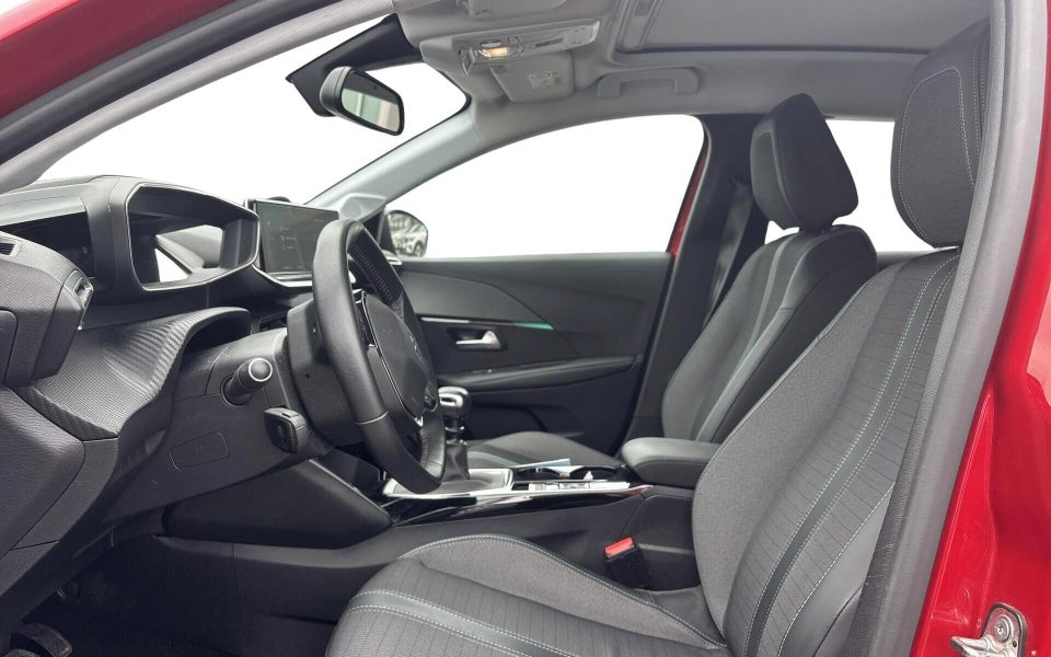 Peugeot 208 1,2 PureTech 100 Allure Sky 5d