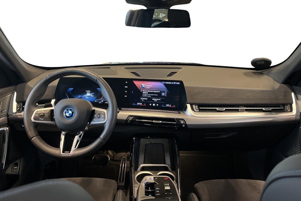 BMW iX1 xDrive30 Fully Charged 5d