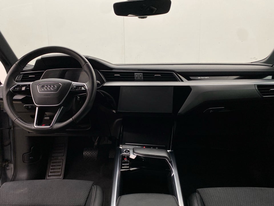 Audi e-tron 50 quattro 5d