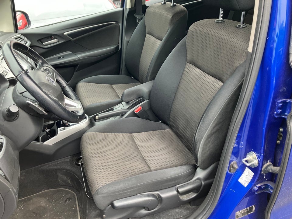 Honda Jazz 1,3 i-VTEC Elegance CVT 5d