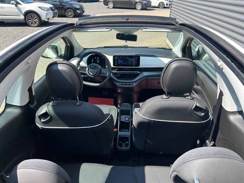 Fiat 500e 42 Icon Cabrio 2d