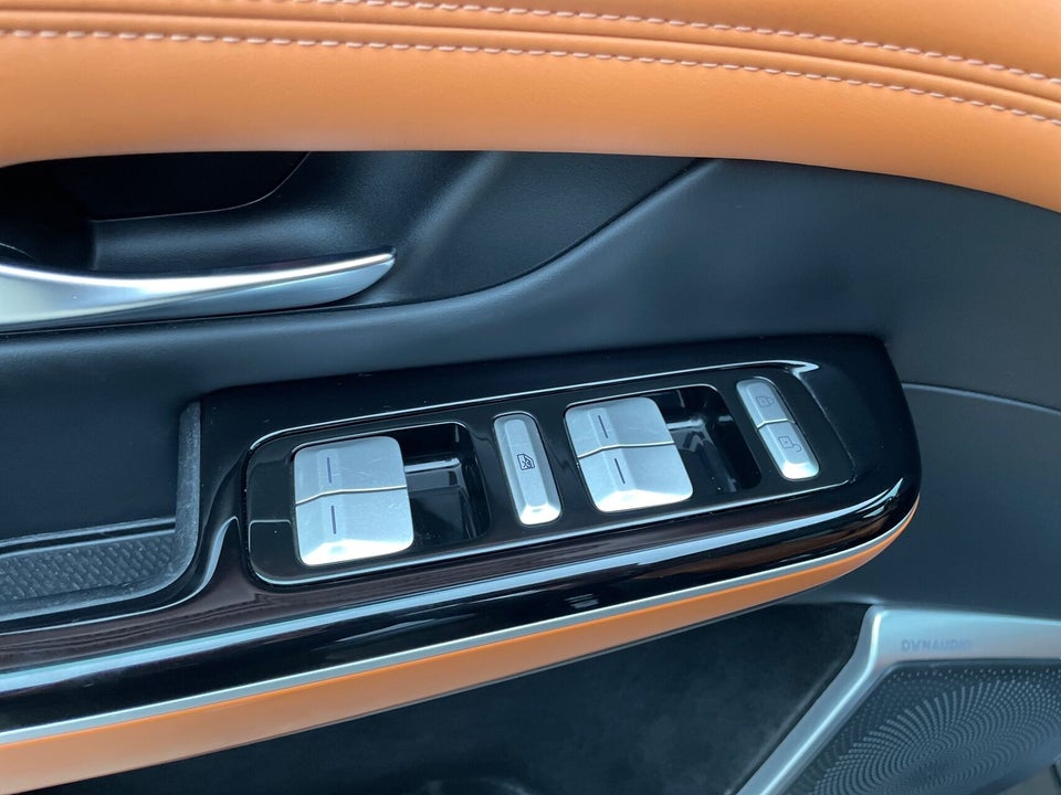 Xpeng G9 Performance 5d