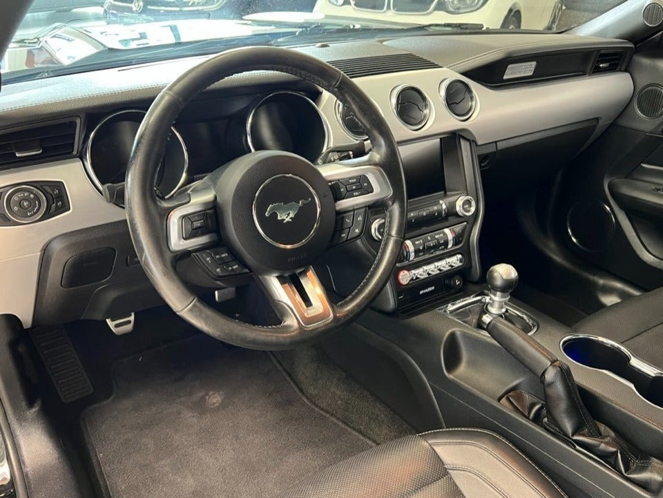 Ford Mustang 5,0 V8 GT Fastback 2d