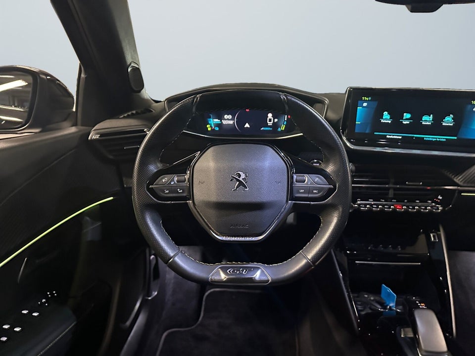Peugeot e-2008 50 GT 5d