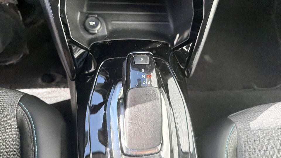 Peugeot e-208 50 Allure 5d