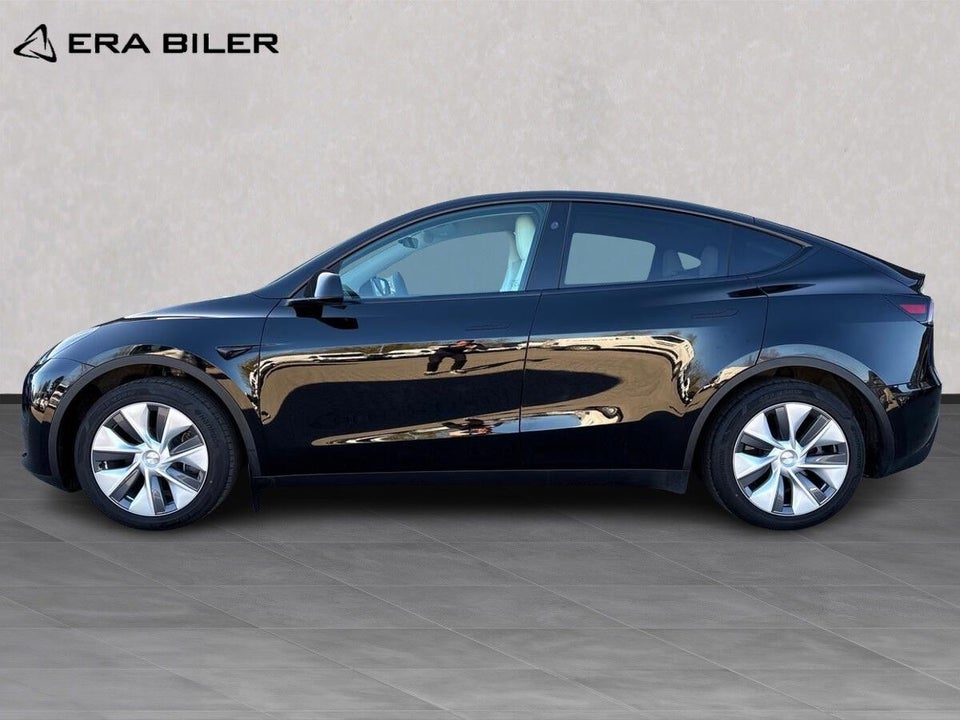 Tesla Model Y RWD 5d