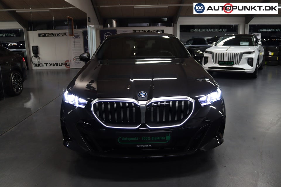 BMW i5 eDrive40 M-Sport 4d