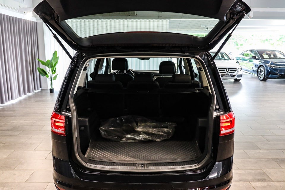 VW Touran 2,0 TDi 150 Comfortline DSG 7prs 5d