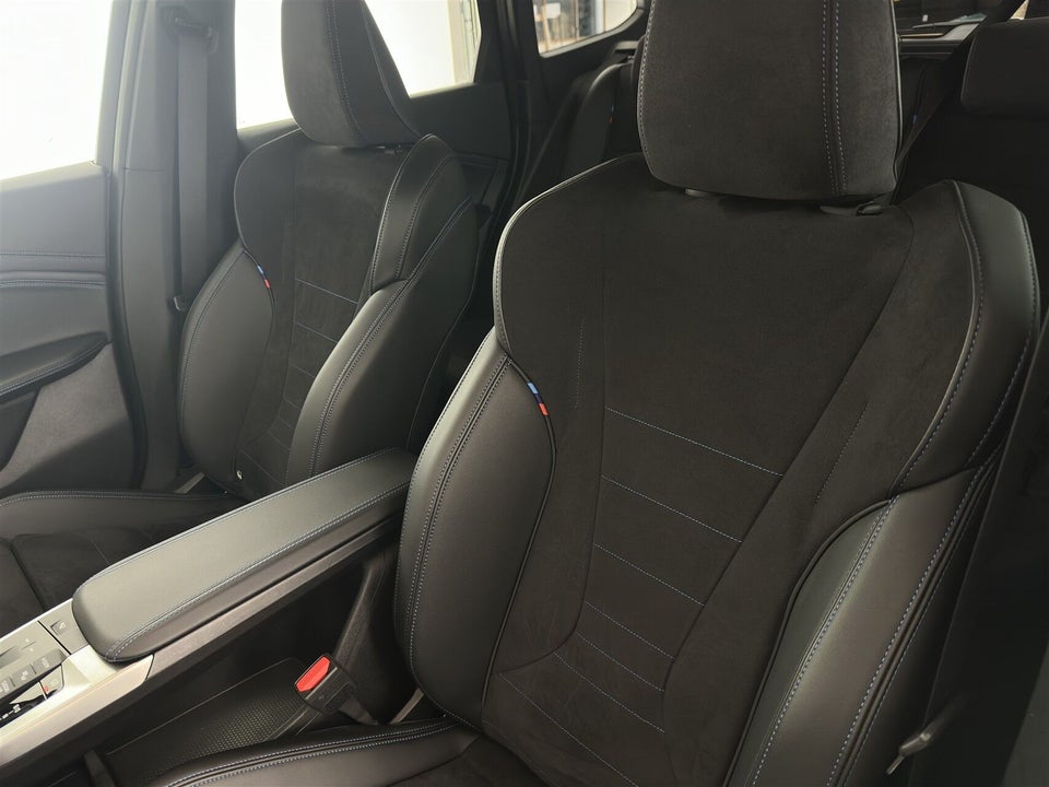 BMW iX1 eDrive20 M-Sport 5d