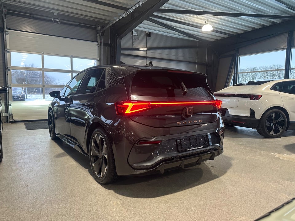 Cupra Born 58 e-Boost 5d