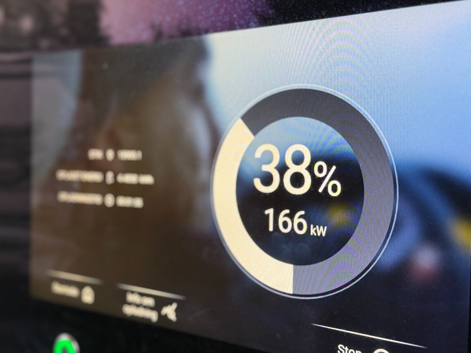 Ford F-150 Lightning Lariat Standard Range 4d