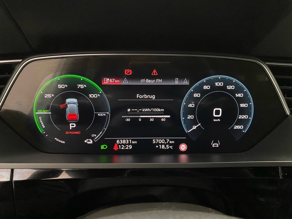 Audi e-tron 50 quattro 5d