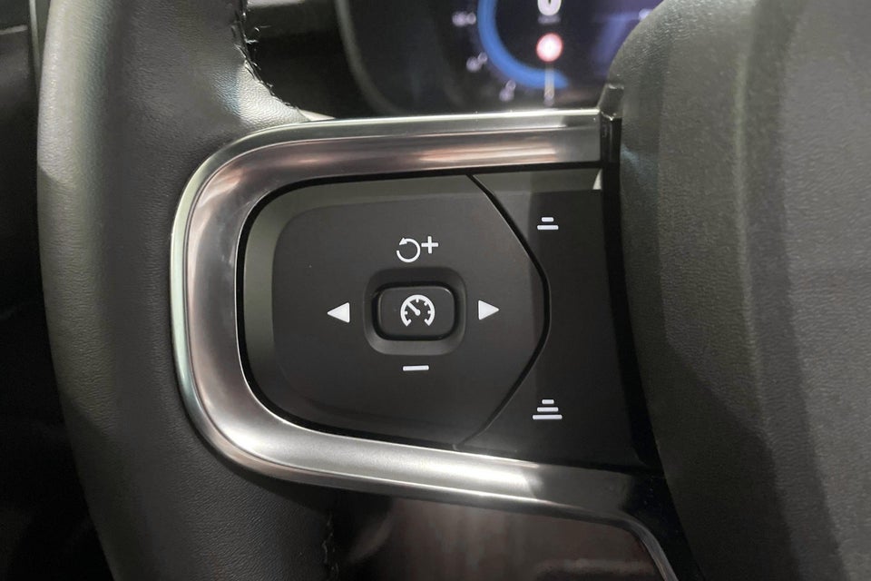 Volvo XC40 P8 ReCharge Twin Plus 5d