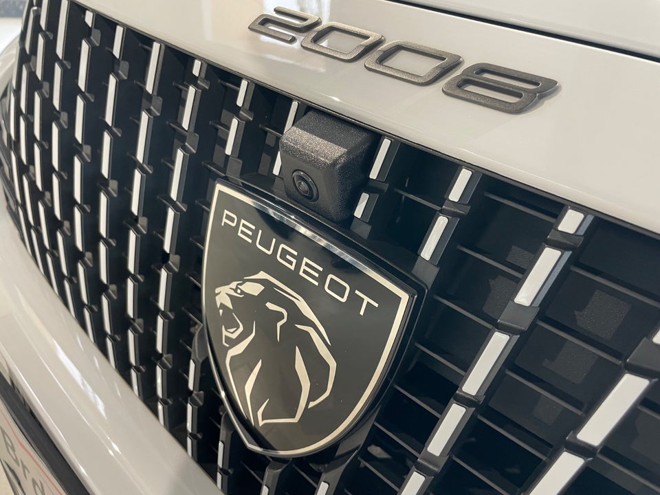 Peugeot e-2008 50 GT 5d