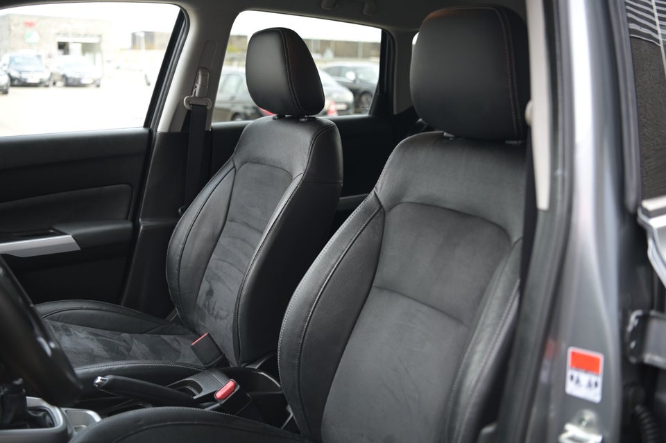 Suzuki Vitara 1,6 DDiS Exclusive 5d