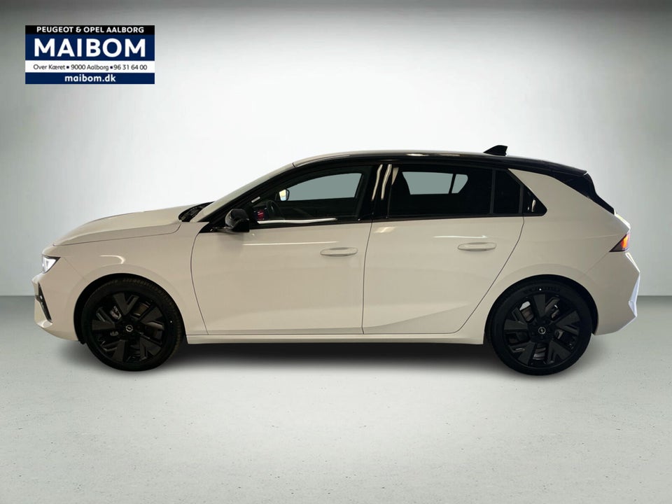 Opel Astra-e 54 Ultimate 5d