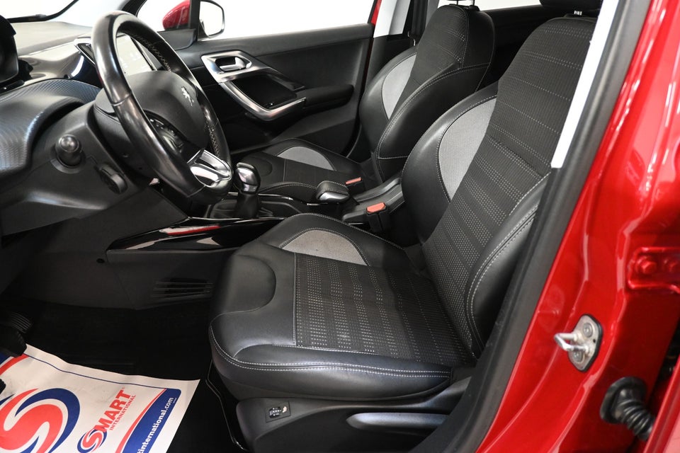 Peugeot 2008 1,6 BlueHDi 100 Allure 5d