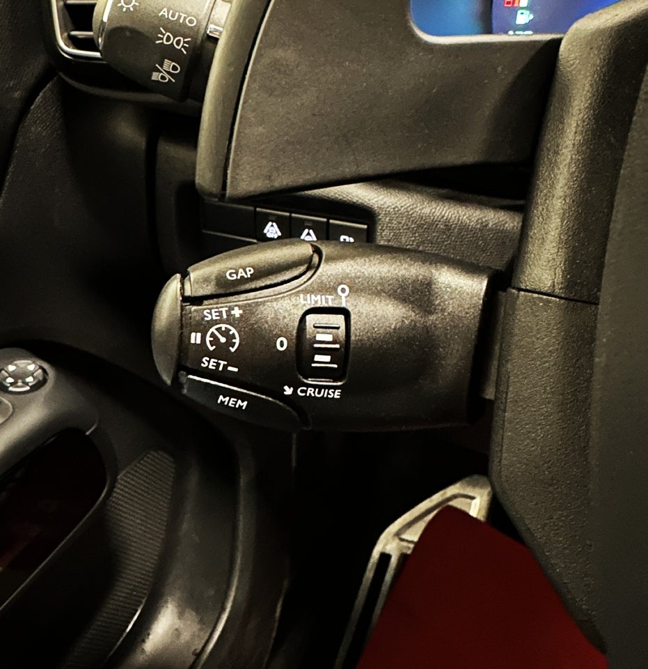 Citroën C5 Aircross 1,6 Hybrid Shine Sport EAT8 5d