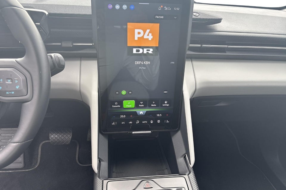 Ford Explorer 77 Premium Extended Range 5d
