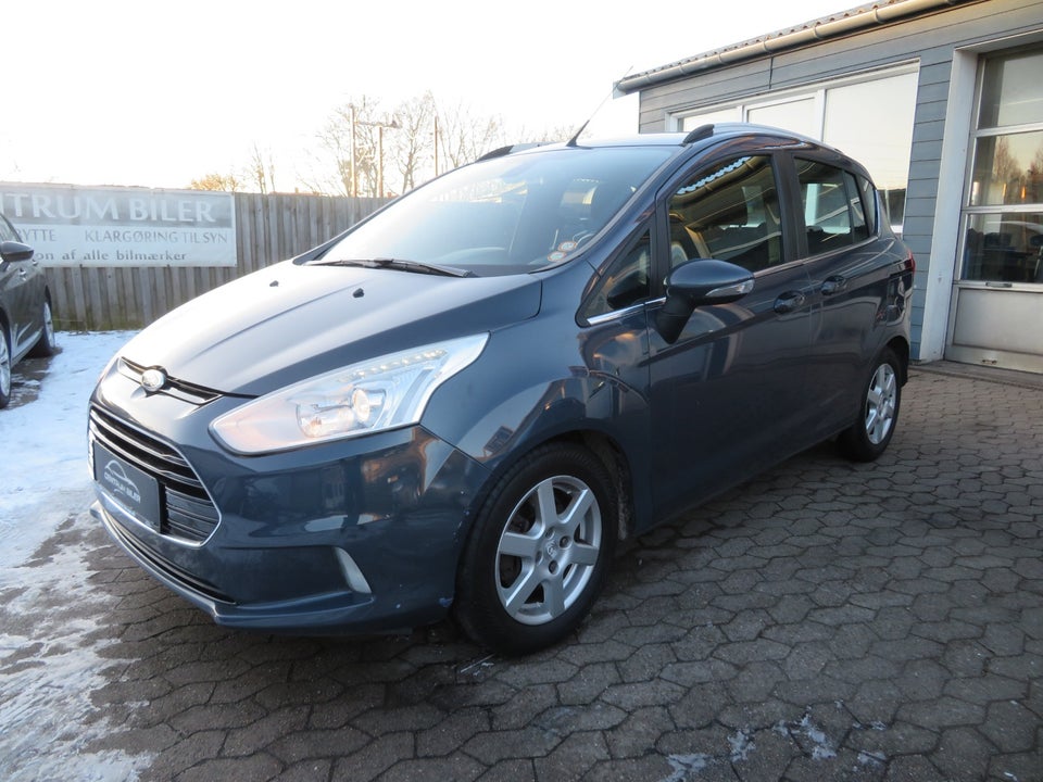 Ford B-MAX 1,0 SCTi 100 Titanium 5d