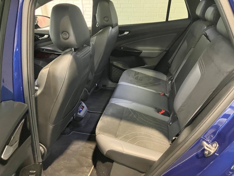 VW ID.4 52 Pure 5d