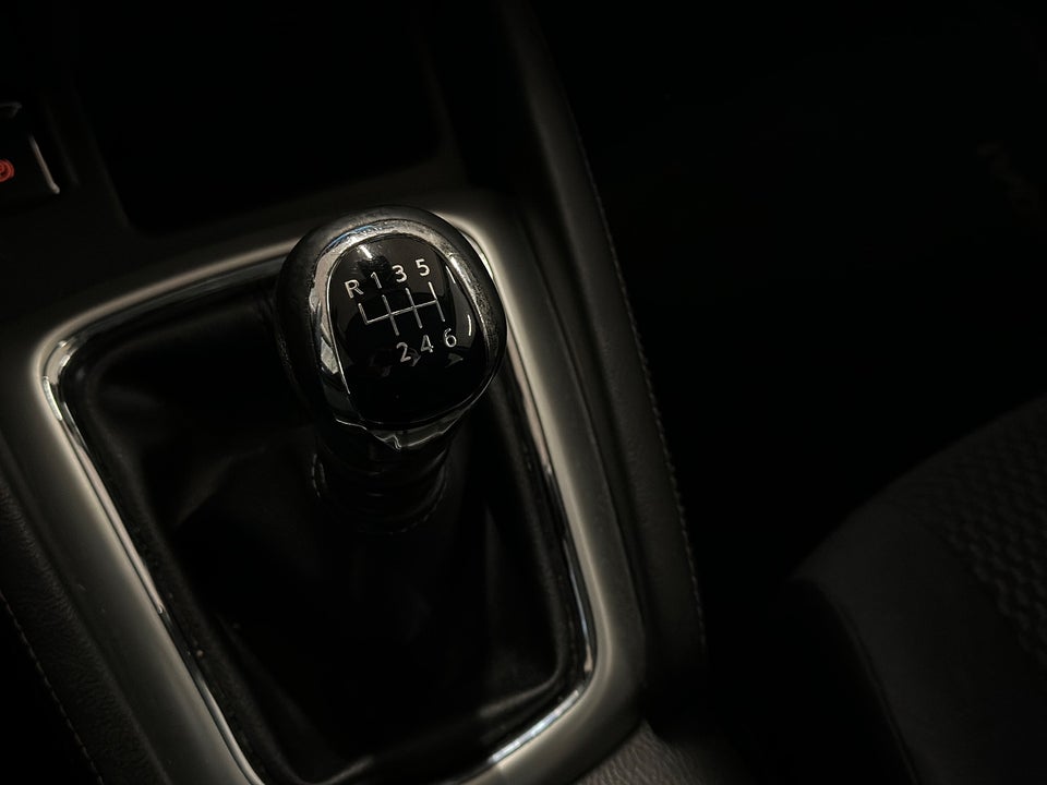 Nissan Qashqai 1,2 Dig-T 115 Acenta 5d