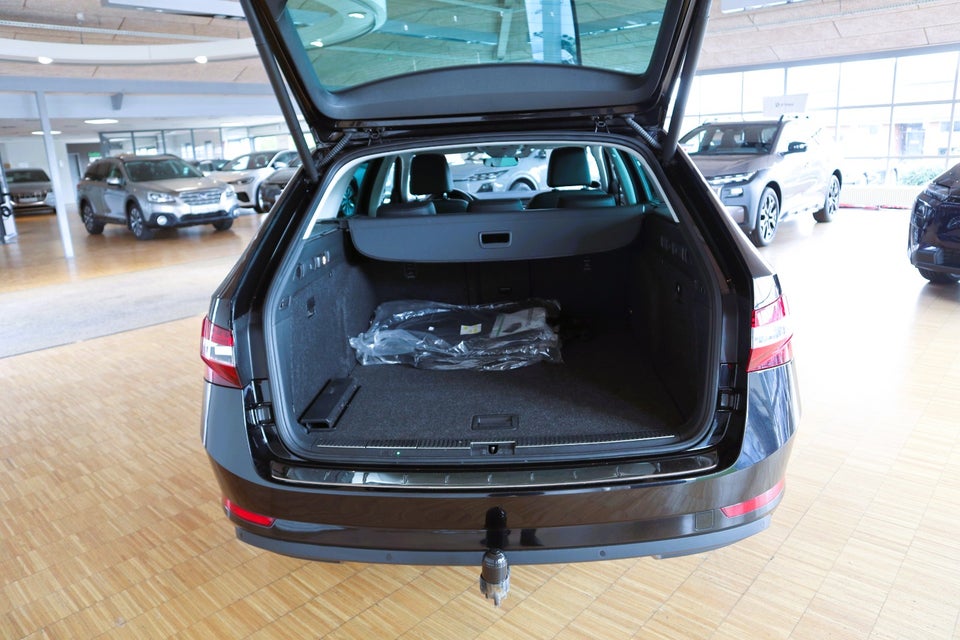 Skoda Superb 1,5 TSi 150 Style Combi DSG 5d
