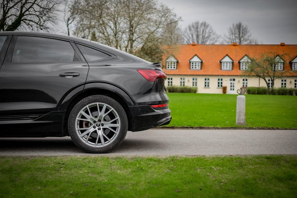 Audi e-tron 50 S-line Sportback quattro 5d