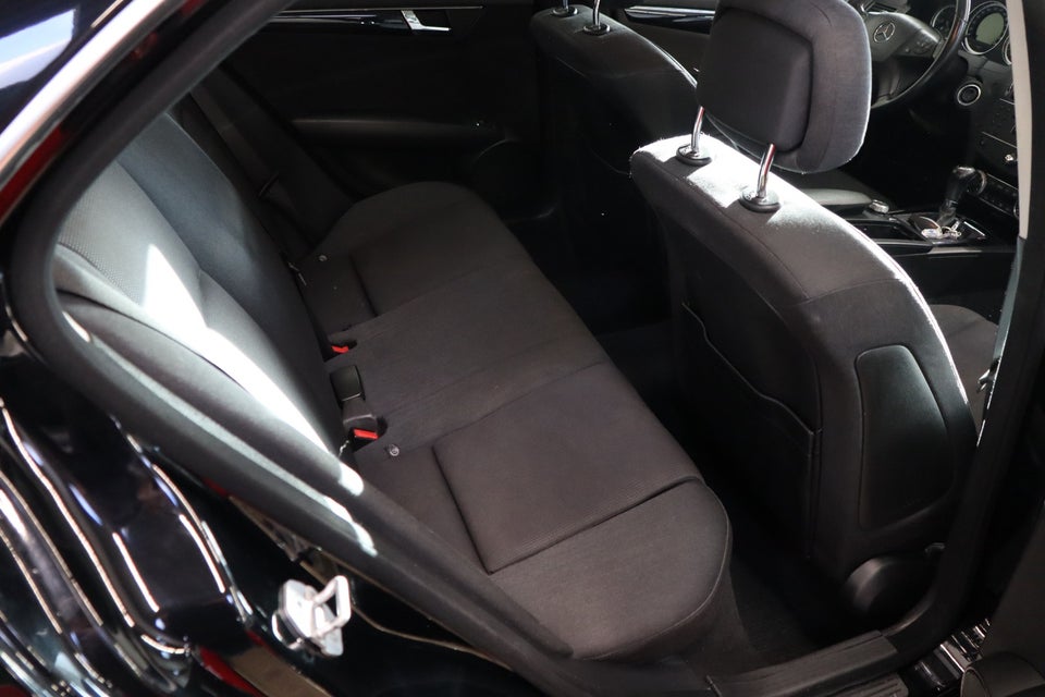 Mercedes C200 2,2 CDi BE 4d