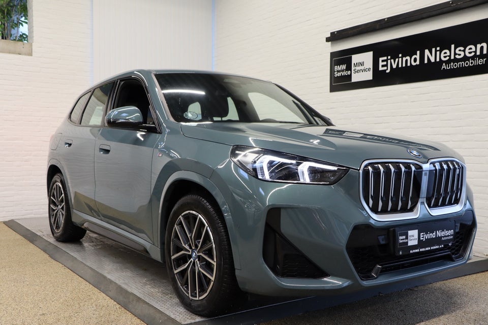 BMW iX1 xDrive30 M-Sport Premium 5d
