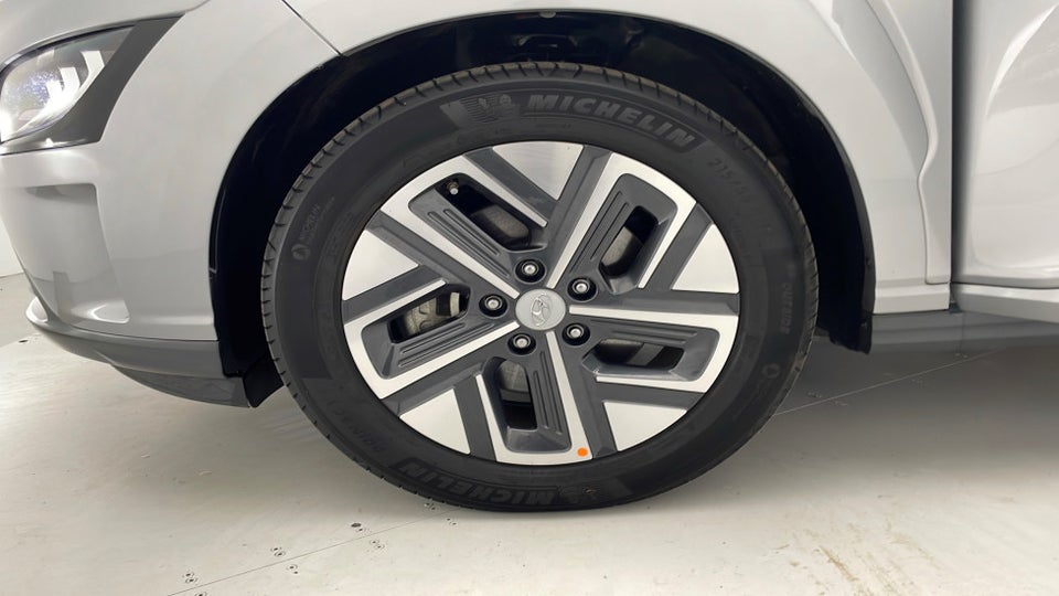 Hyundai Kona 64 EV Advanced 5d