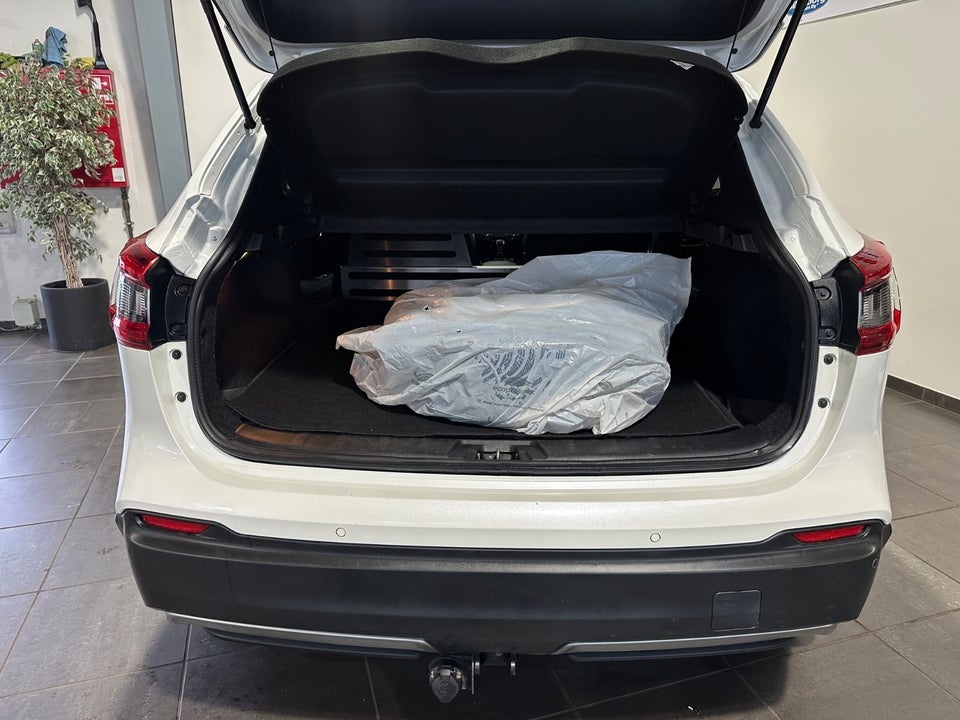 Nissan Qashqai 1,2 Dig-T 115 Tekna+ Van 5d