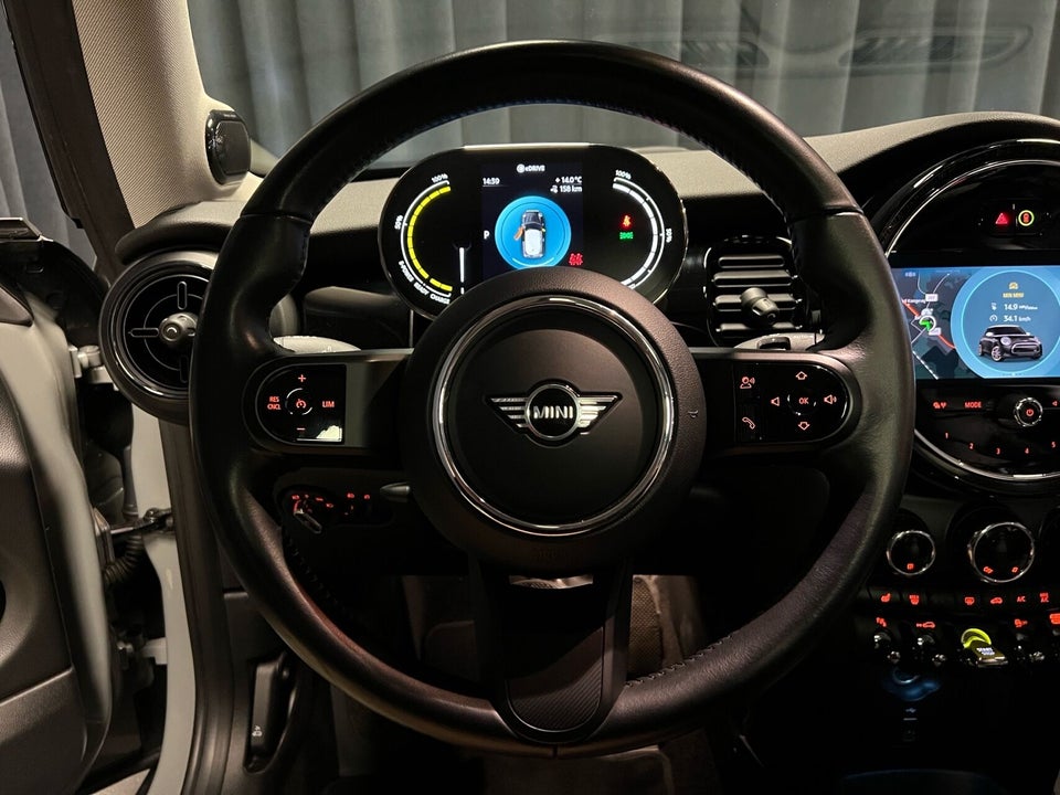 MINI Cooper SE Yours Lounge 3d