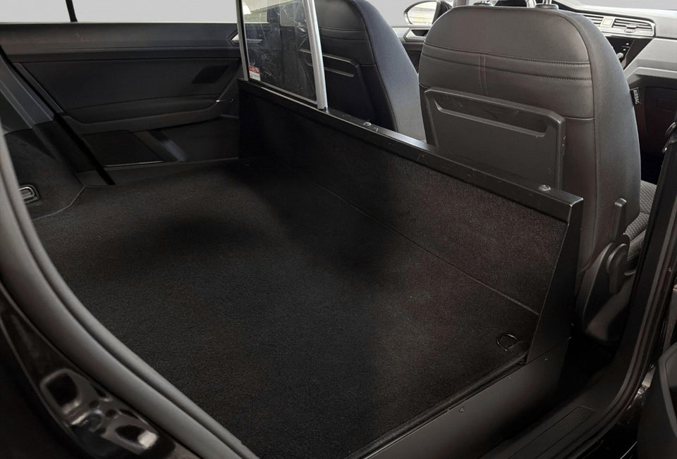 VW Touran 2,0 TDi 122 Comfortline Van 5d