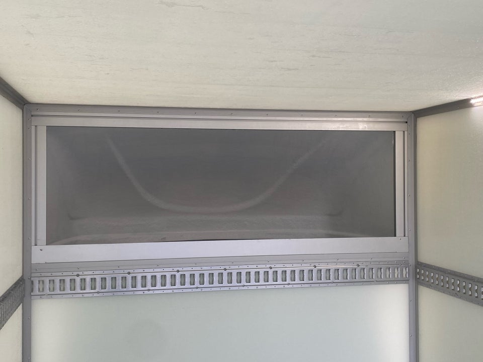 Iveco Daily 3,0 35S18 4100mm Box m/lift AG8