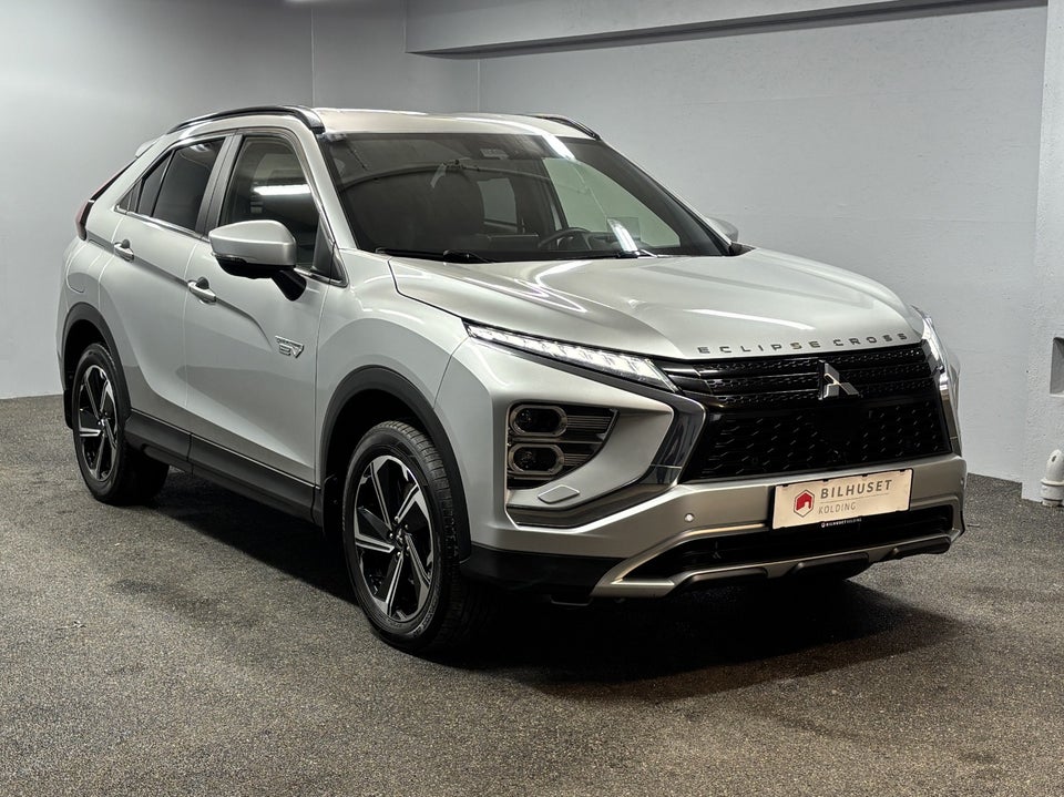 Mitsubishi Eclipse Cross 2,4 PHEV Intense CVT 4WD 5d