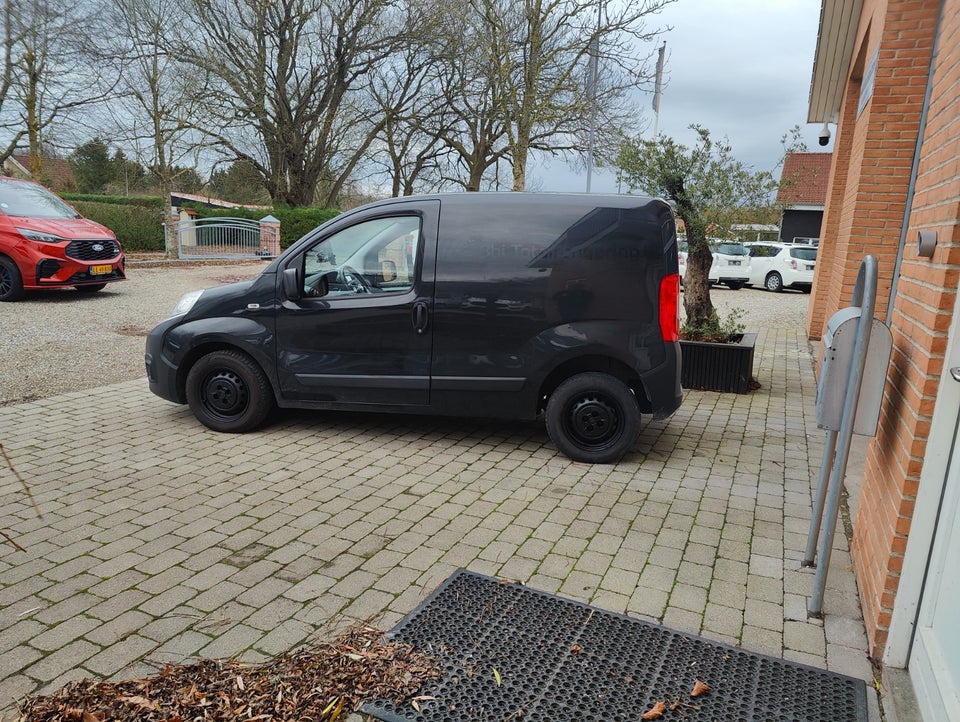 Fiat Fiorino 1,3 MJT 80 Professional Van 5d