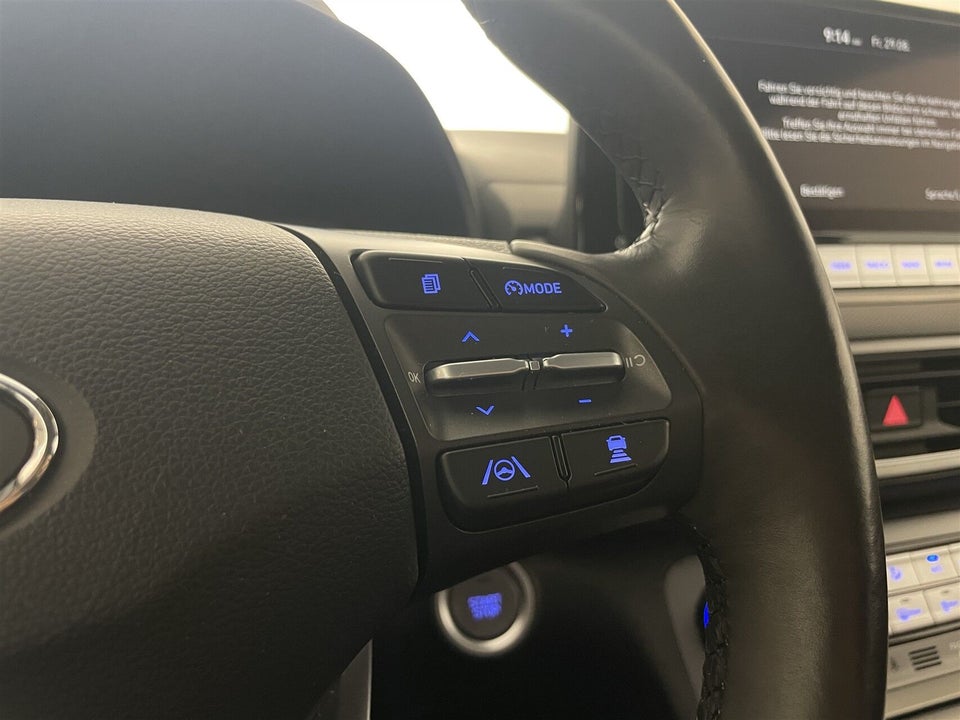 Hyundai Kona 64 EV Ultimate 5d