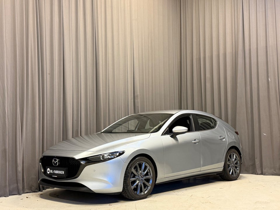 Mazda 3 2,0 SkyActiv-G 122 Cosmo 5d