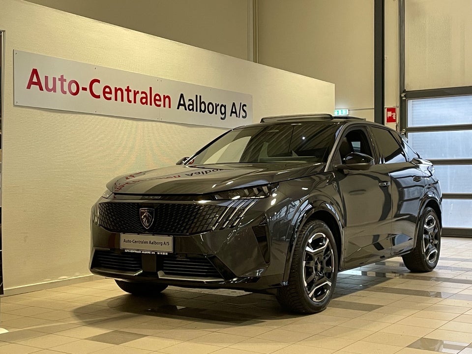 Peugeot e-3008 77 GT Pack 5d