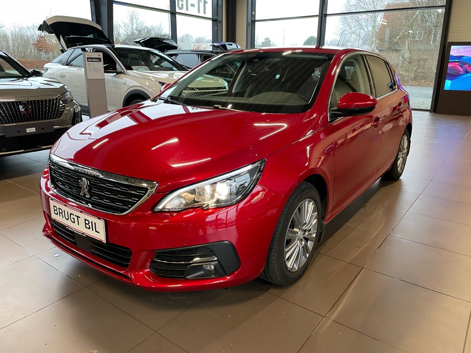 Peugeot 308 1,5 BlueHDi 130 Allure EAT8 5d