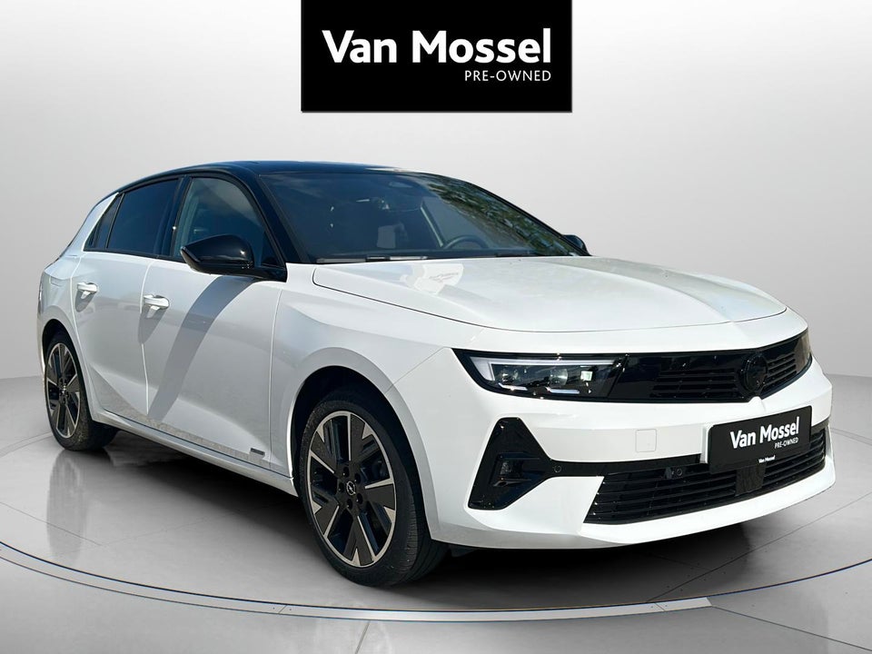 Opel Astra-e 54 Ultimate 5d