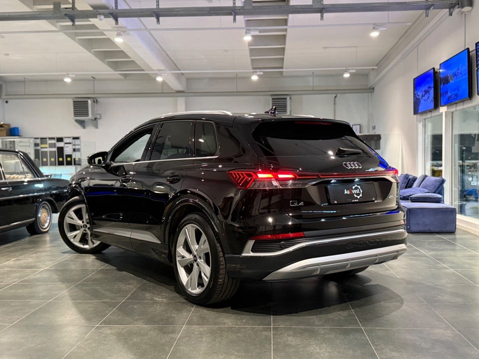 Audi Q4 e-tron 45 S-line 5d