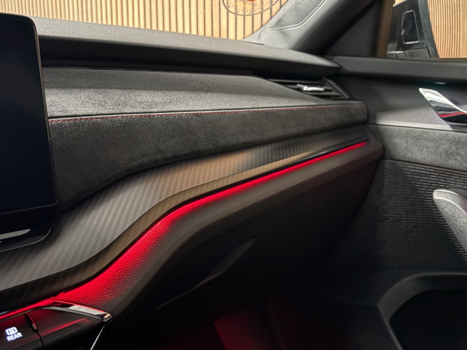 Skoda Octavia 1,4 TSi iV RS Combi DSG 5d