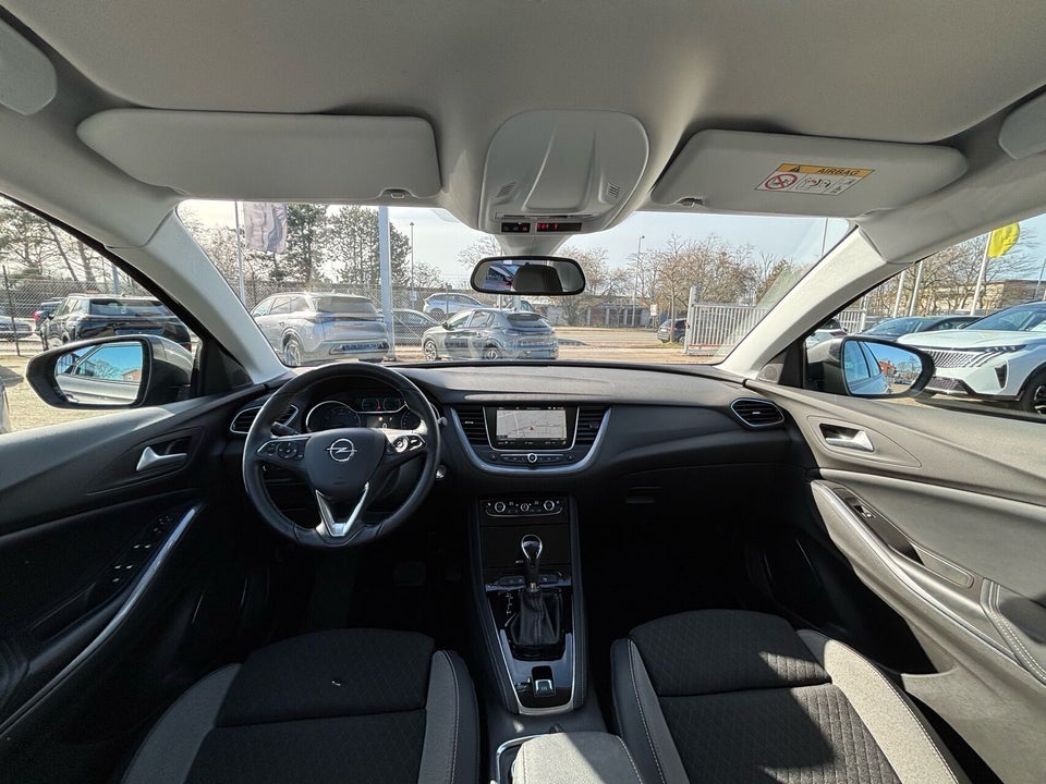 Opel Grandland X 1,2 T 130 Innovation aut. 5d