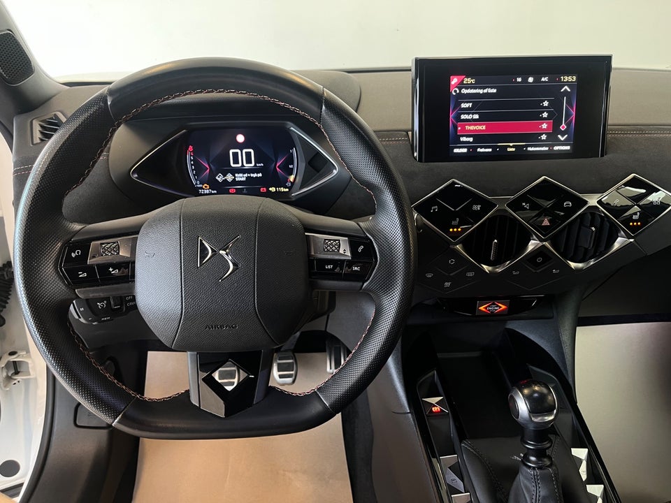 DS DS 3 CrossBack 1,2 PureTech 100 Performance Line 5d