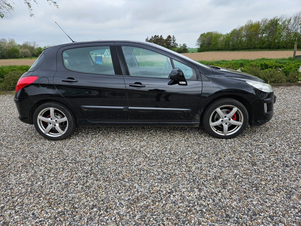 Peugeot 308 1,6 THP 150 Premium 5d