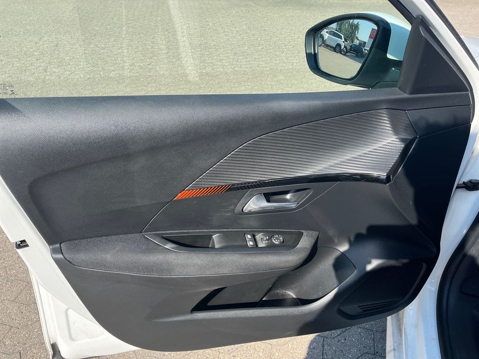 Peugeot 208 1,2 PureTech 100 Active 5d