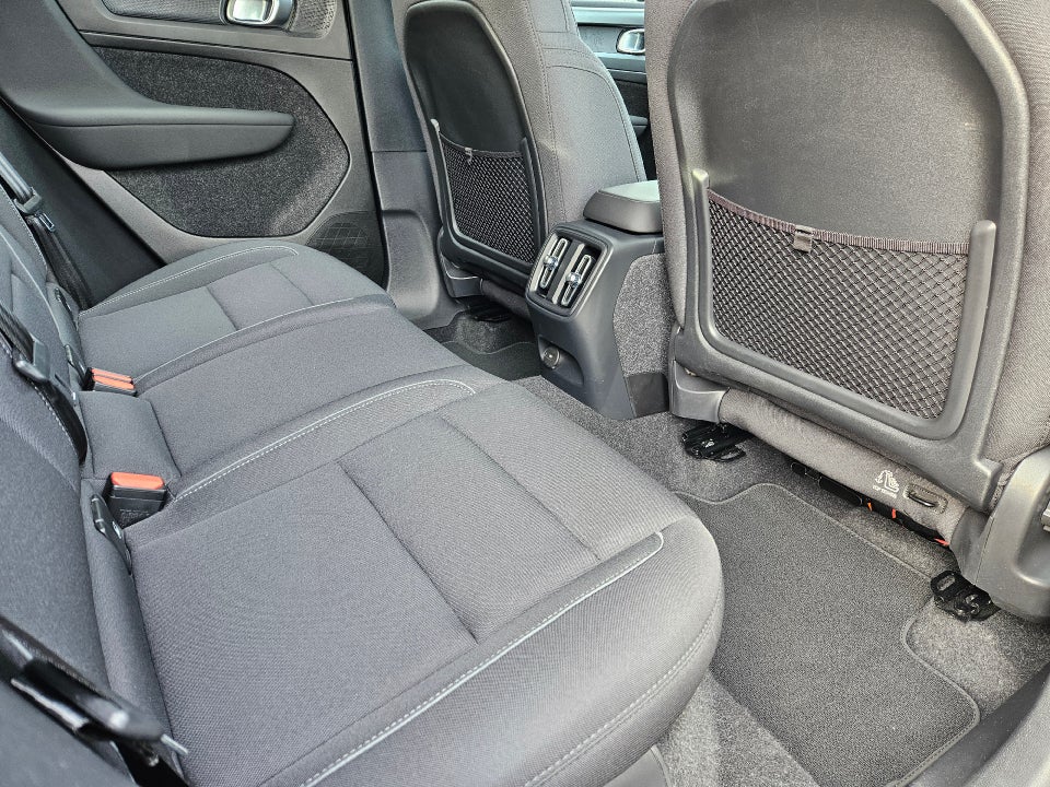 Volvo XC40 P6 ReCharge Pro 5d