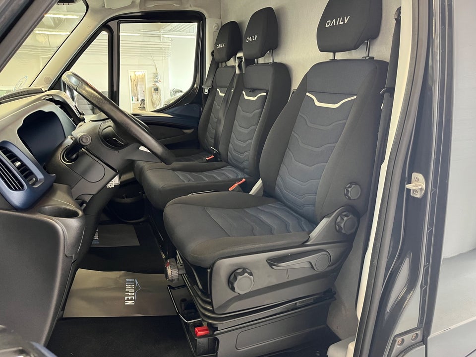 Iveco Daily 3,0 35S21 12m³ Van AG8
